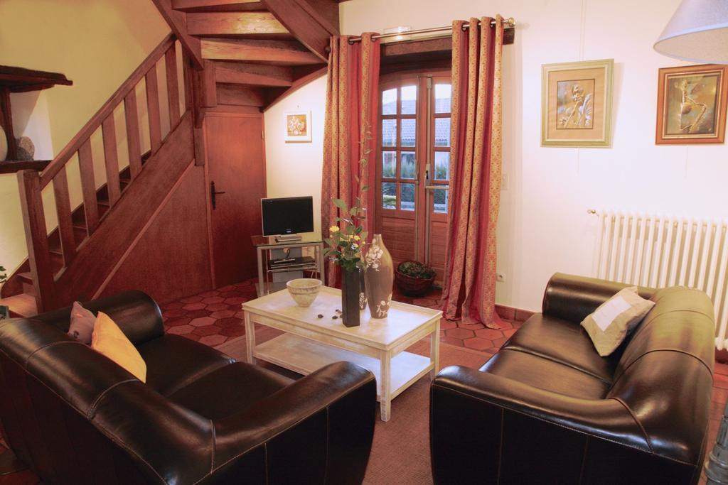 La Belle Epoque Bed & Breakfast Sansac-de-Marmiesse Room photo